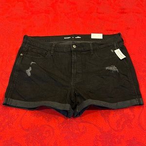 Old Navy mid rise boyfriend 3 inch inseam black denim shorts size 16 NWT